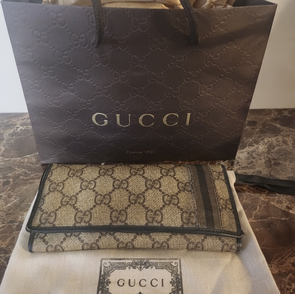 Vintage Gucci Monogram Wallet Bundle GUC - Picture 16 of 16